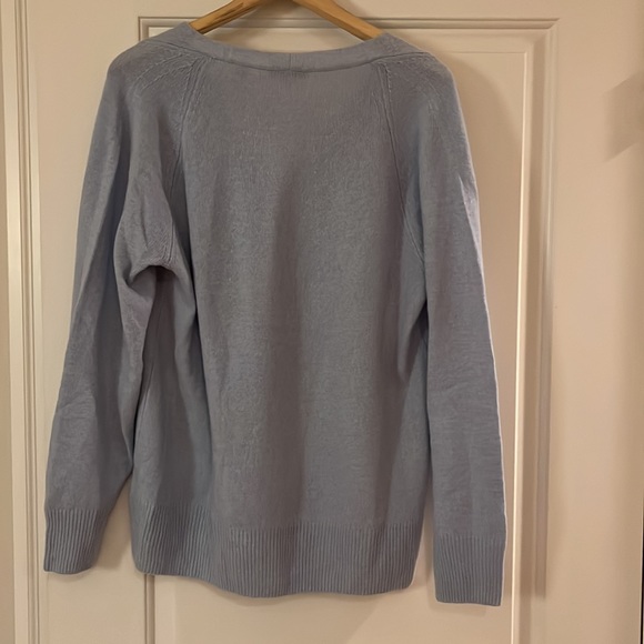 Brand New Vince Marled Wool Cashmere V-Neck. Blue. Size Large. - Picture 4 of 12